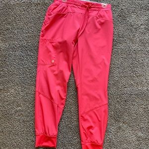 Barco One Bright Pink Scrubs -jogger bottoms and top
